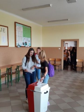 tn_20190925_104100