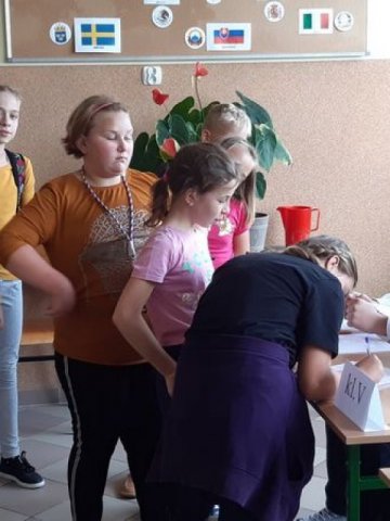 tn_20190925_104128